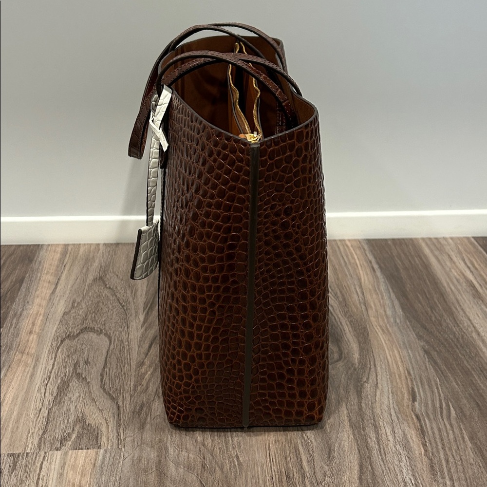 Tory Burch Perry Embossed Leather Triple Compartment Tote - Picture 3 of 9